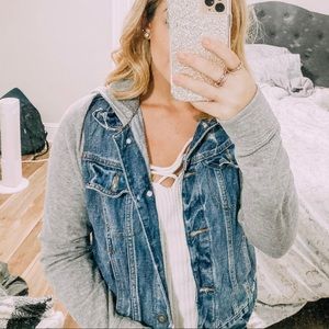 Hollister jean jacket with sweatshirt material